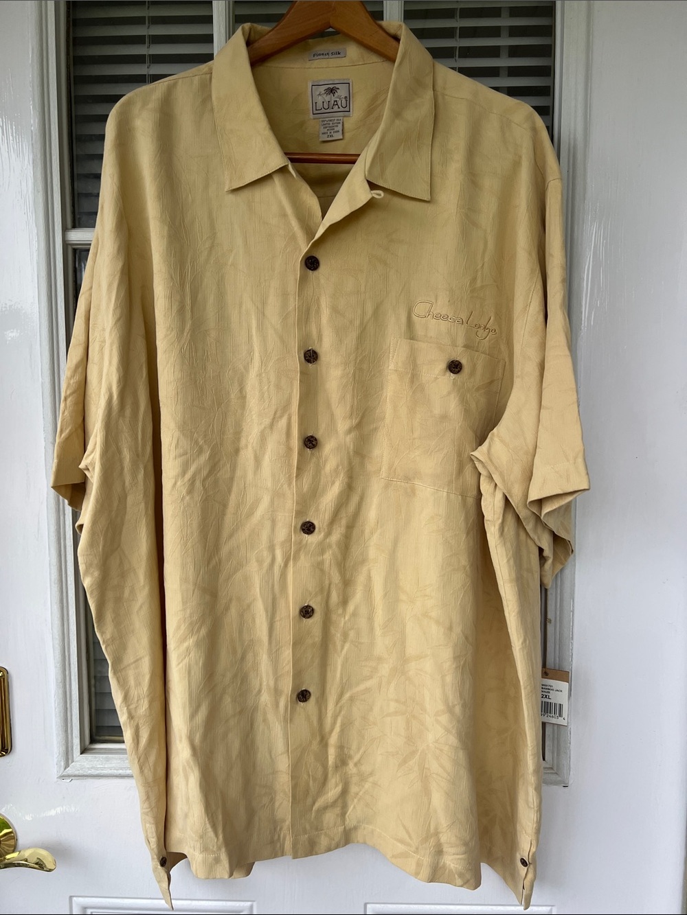 Luau Brand Short-Sleeve Camp Shirt with Tortoiseshell Buttons & Palm Pattern